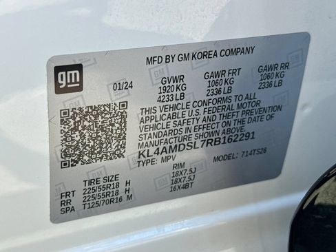 Used 2024 Buick Encore GX Sport Touring FWD image 50