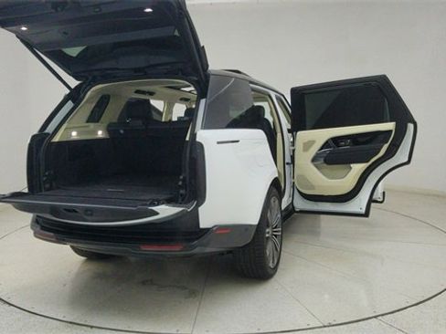 Used 2023 Land Rover Range Rover Long Wheelbase Autobiography image 77