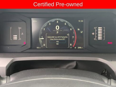 Certified 2025 Toyota Tacoma SR5 AWD/4WD image 17