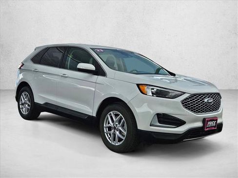 Used 2023 Ford Edge SEL AWD/4WD image 3