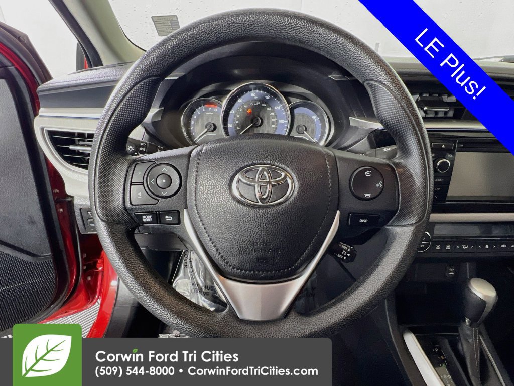 Used 2016 Toyota Corolla LE FWD image 8