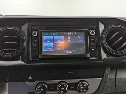 Used 2019 Toyota Tacoma SR image 21