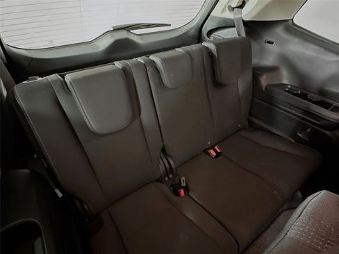 Used 2024 Subaru Ascent Premium w/ Convenience Package image 26