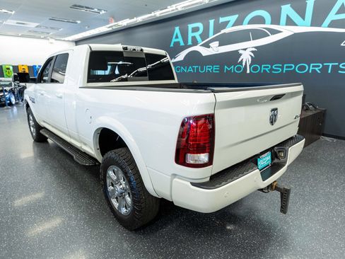 Used 2018 RAM 2500 Laramie w/ Sport Appearance Group AWD/4WD image 8