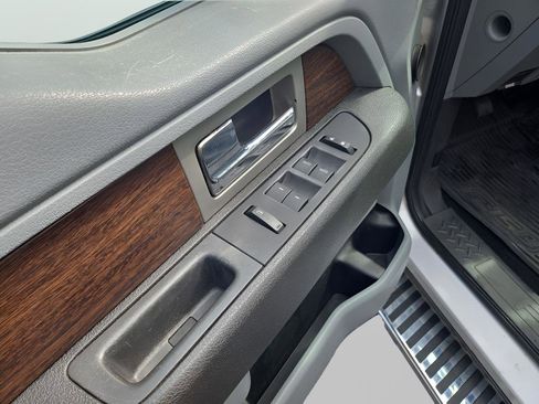 Used 2013 Ford F150 Lariat w/ Luxury Equipment Group image 19
