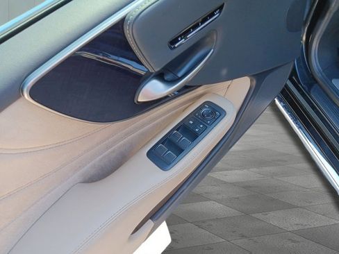 Certified 2022 Lexus LS 500 w/ Interior Upgrade Package image 12