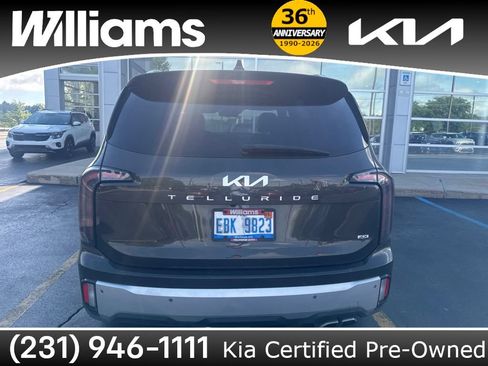 Used 2024 Kia Telluride EX w/ EX Captain's Chair Package AWD/4WD image 9