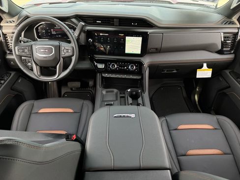 New 2026 GMC Sierra 2500 AT4 w/ AT4 Premium Plus Package image 8