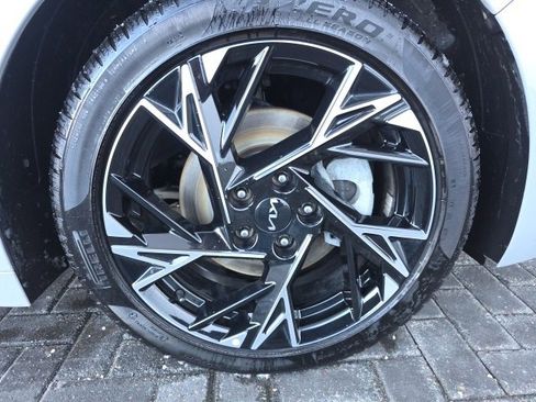 Used 2025 Kia K5 GT-Line w/ GT-Line Premium Package image 7