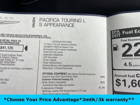 Certified 2022 Chrysler Pacifica Touring-L w/ S Appearance Package image 38