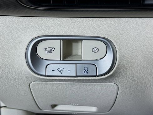 New 2024 Genesis GV60 RWD image 10