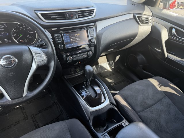 Used 2016 Nissan Rogue SV w/ SV Premium Package AWD/4WD image 20