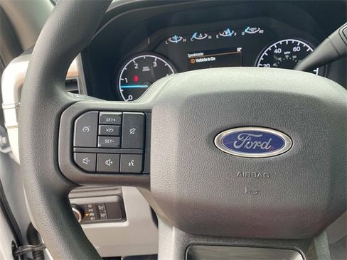 Used 2025 Ford F250 XLT image 23