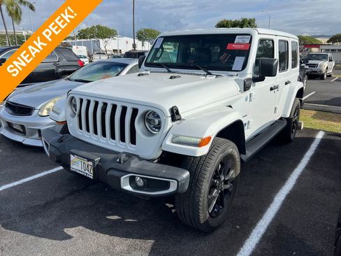 Used 2021 Jeep Wrangler Unlimited Sahara AWD/4WD image 1