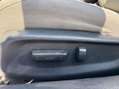 Used 2019 Honda Civic EX image 12