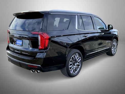 Certified 2024 GMC Yukon Denali Ultimate image 8