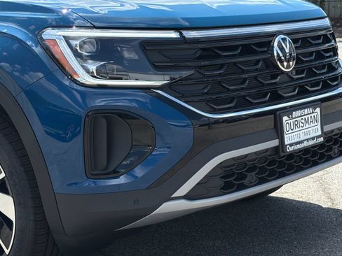 New 2026 Volkswagen Atlas Cross Sport SE FWD image 4