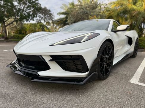 Used 2024 Chevrolet Corvette Stingray Coupe w/ 1LT RWD image 9