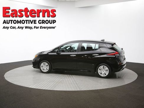 Used 2024 Nissan Leaf S image 59