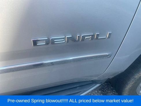 Used 2018 GMC Yukon XL Denali RWD image 17