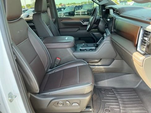 Used 2025 GMC Sierra 2500 Denali w/ Denali Reserve Package AWD/4WD image 19