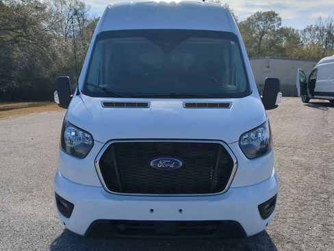 Used 2024 Ford Transit 350 XLT image 7