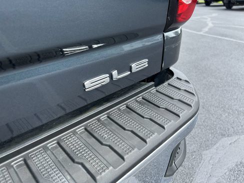Used 2020 GMC Sierra 2500 SLE AWD/4WD image 12