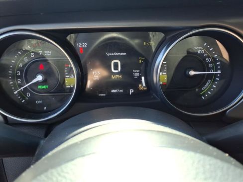 Used 2023 Jeep Wrangler Unlimited w/ Cold Weather Group image 27