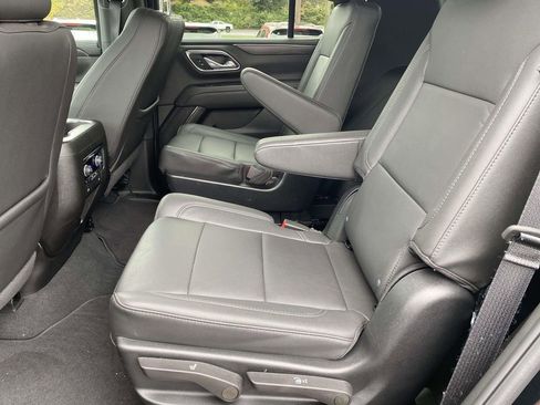 Used 2024 Chevrolet Tahoe LT w/ Luxury Package image 11