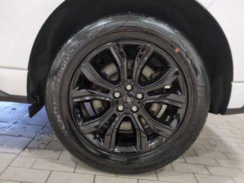 Used 2024 Ford Edge SE w/ Black Appearance Package AWD/4WD image 25