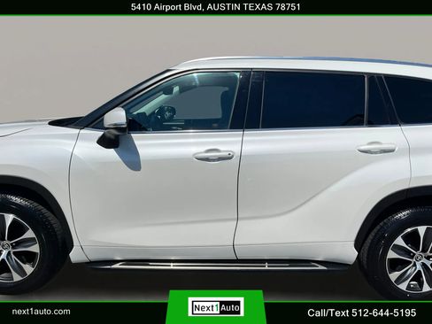 Used 2020 Toyota Highlander XLE FWD image 14