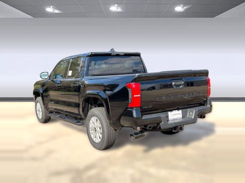 New 2025 Toyota Tacoma SR5 image 3