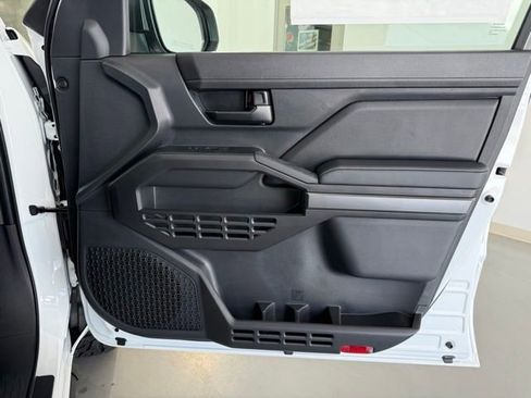 New 2025 Toyota Tacoma SR5 image 33