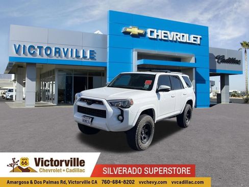 Used 2019 Toyota 4Runner SR5 Premium RWD image 1