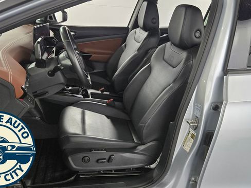 Used 2022 Volkswagen ID.4 Pro S RWD image 23