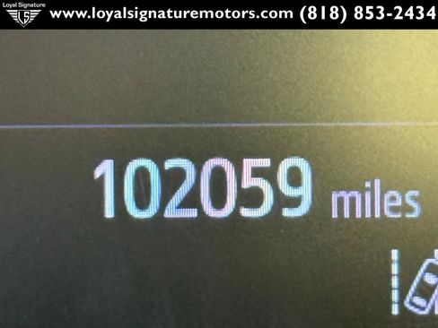 Used 2020 Toyota C-HR XLE FWD image 20