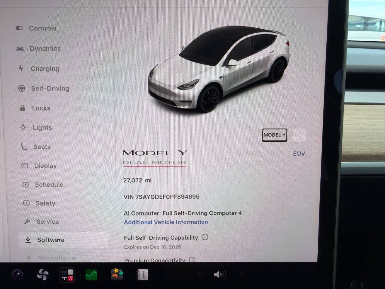 Used 2023 Tesla Model Y Performance AWD/4WD image 24