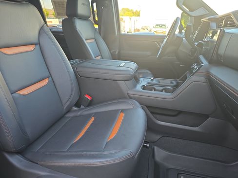 Used 2026 GMC Sierra 2500 AT4 AWD/4WD image 10