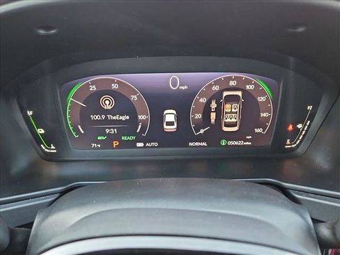 Used 2023 Honda Accord Touring image 11