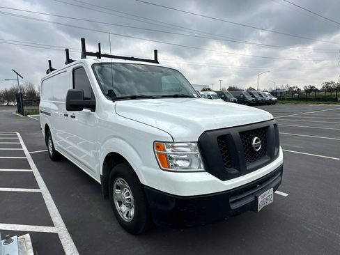 Used 2018 Nissan NV 2500 SV w/ Navigation Package image 2