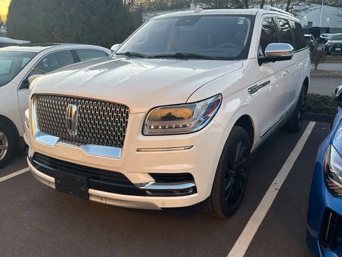 Used 2020 Lincoln Navigator Black Label image 3