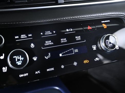 Used 2026 INFINITI QX60 Sport w/ Dark Cargo Package image 15