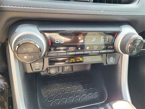 Used 2023 Toyota RAV4 XLE image 20