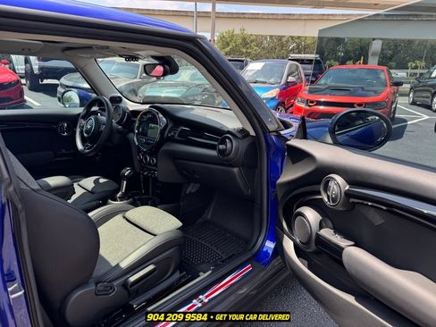 Used 2019 MINI Cooper S w/ Premium Package FWD image 28