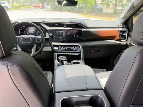 Used 2024 GMC Sierra 1500 Denali w/ Denali Reserve Package image 27