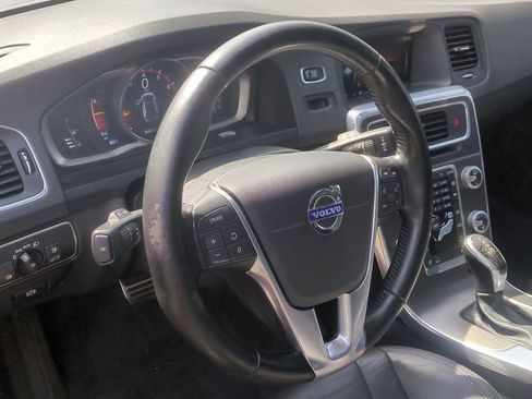 Used 2016 Volvo V60 T5 Cross Country w/ Convenience Package AWD/4WD image 14
