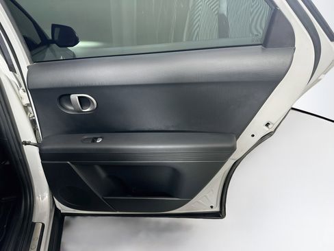 Used 2024 Hyundai Ioniq 5 SEL RWD image 30