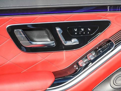 New 2026 Mercedes-Benz S 580 4MATIC Sedan image 21