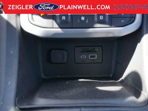 Used 2023 GMC Acadia SLT w/ LPO, Floor Liner Package AWD/4WD image 22