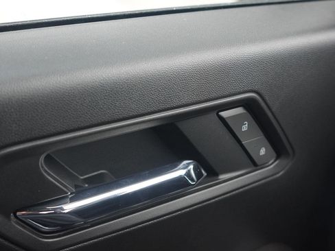 New 2026 GMC Canyon Elevation w/ Convenience Package image 19